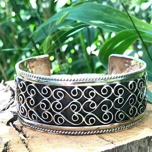 Vintage Taxco Cuff Bracelet Sterling Silver 925 Hand Chiseled, 58.3 grams